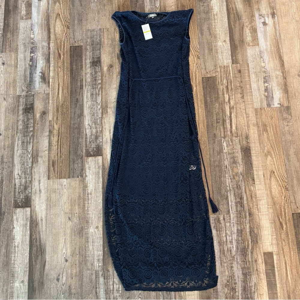 Neiman Marcus Navy Lace Evening Dress. New With tags. Size 14